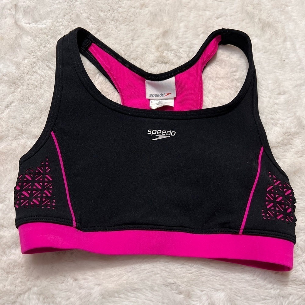 Speedo sports bra size 6
